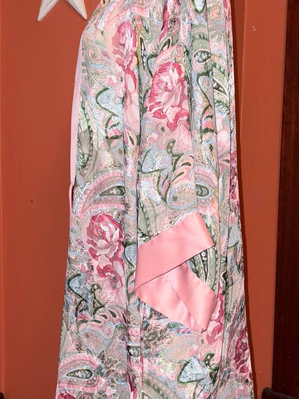 Vintage Victoria’s Secret gold label sheer paisley robe - Picture 5 of 6